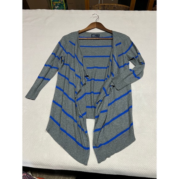 American Eagle Outfitters Sweaters - 100% Cotton American Eagle Cardigan Womens Small Gray Stripe 3/4 Sleeve Preppy
